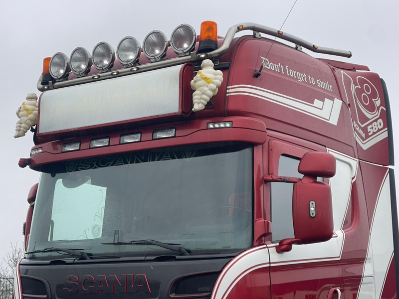 Scania R580 V8 SILVER GRIFFIN 66/100, LIMITED EDITION, FULL AIR, RETARDER. - Tractor truck: picture 5 Scania R580 V8 SILVER GRIFFIN 66/100, LIMITED EDITION, FULL AIR, RETARDER. - Tractor truck: picture 5