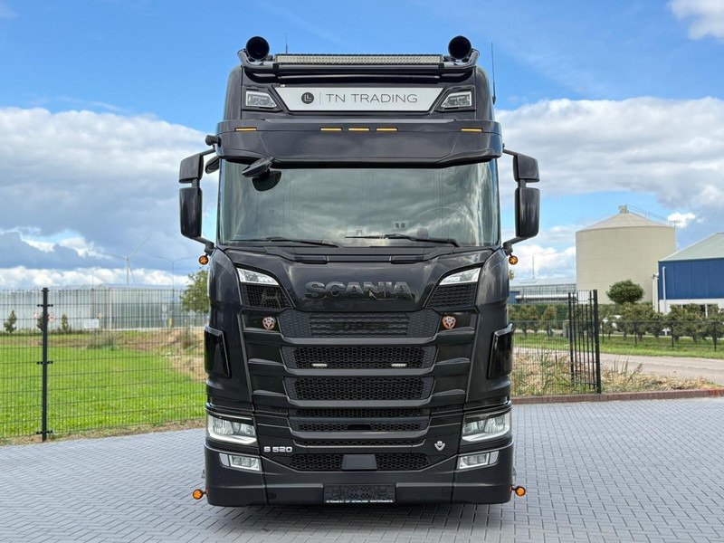 Scania S520 V8 NGS EURO 6D, VOLLUCHT, RETARDER, 6 PUNTS LUCHTVERING, LEER, ALCOA. - Tractor truck: picture 4 Scania S520 V8 NGS EURO 6D, VOLLUCHT, RETARDER, 6 PUNTS LUCHTVERING, LEER, ALCOA. - Tractor truck: picture 4