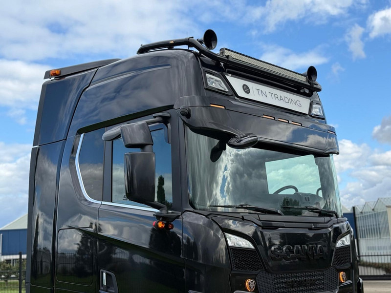 Scania S520 V8 NGS EURO 6D, VOLLUCHT, RETARDER, 6 PUNTS LUCHTVERING, LEER, ALCOA. - Tractor truck: picture 2 Scania S520 V8 NGS EURO 6D, VOLLUCHT, RETARDER, 6 PUNTS LUCHTVERING, LEER, ALCOA. - Tractor truck: picture 2