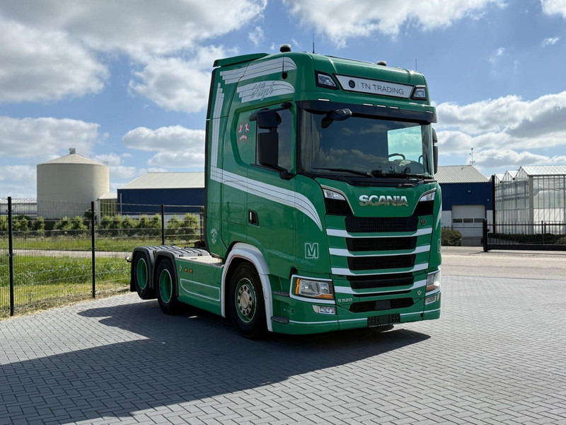 Scania S520 V8 NGS NO EGR, 2.95WB, FULL SPOILER, RETARDER, FULL AIR. - Tractor truck: picture 2 Scania S520 V8 NGS NO EGR, 2.95WB, FULL SPOILER, RETARDER, FULL AIR. - Tractor truck: picture 2