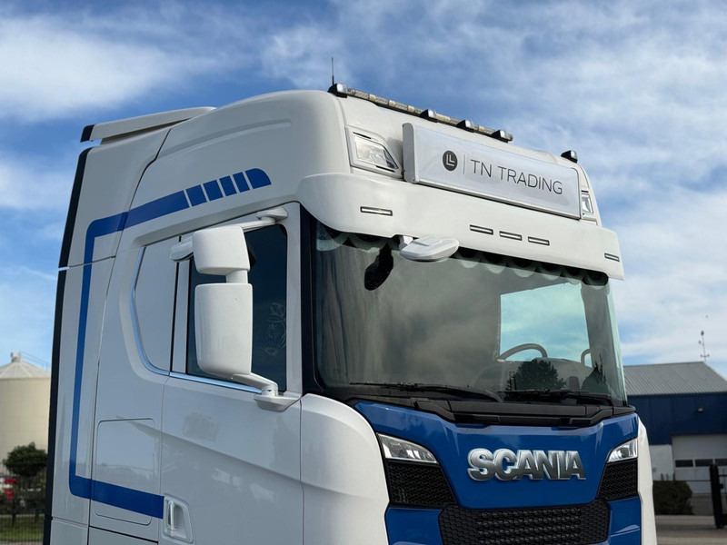 Scania S650 V8 NGS 2.95WB, PTO VOORBEREIDING, VOLLUCHT, KING OF THE ROAD, RETARDER, LEER. - Tractor truck: picture 2 Scania S650 V8 NGS 2.95WB, PTO VOORBEREIDING, VOLLUCHT, KING OF THE ROAD, RETARDER, LEER. - Tractor truck: picture 2