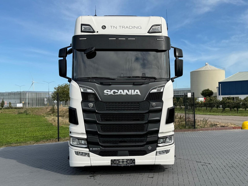 Scania S650 V8 NGS PARK COOL, VOLLUCHT, HYDRAULIEK, PTO, RETARDER, VOL SPOILER. - Tractor truck: picture 5 Scania S650 V8 NGS PARK COOL, VOLLUCHT, HYDRAULIEK, PTO, RETARDER, VOL SPOILER. - Tractor truck: picture 5