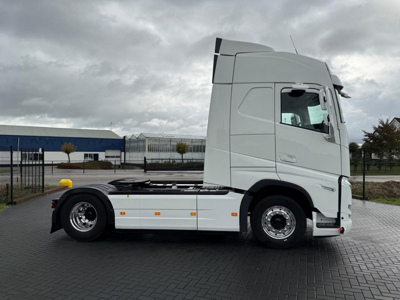 Tractor truck Volvo FH 13.460 ALCOA, SMART TACHO 2, I PARK COOL, FULL.: picture 19 Tractor truck Volvo FH 13.460 ALCOA, SMART TACHO 2, I PARK COOL, FULL.: picture 19