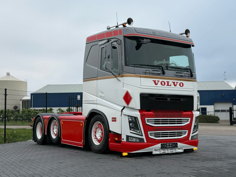 Volvo FH 13.500 SHOWTRUCK, VOLLUCHT, EURO 6, 6X2/4, PTO, SHOW INTERIEUR. - Tractor truck: picture 1 Volvo FH 13.500 SHOWTRUCK, VOLLUCHT, EURO 6, 6X2/4, PTO, SHOW INTERIEUR. - Tractor truck: picture 1