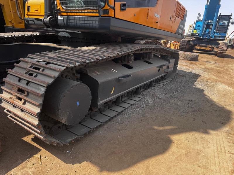 New Crawler excavator Hyundai R340L UNUSED: picture 11