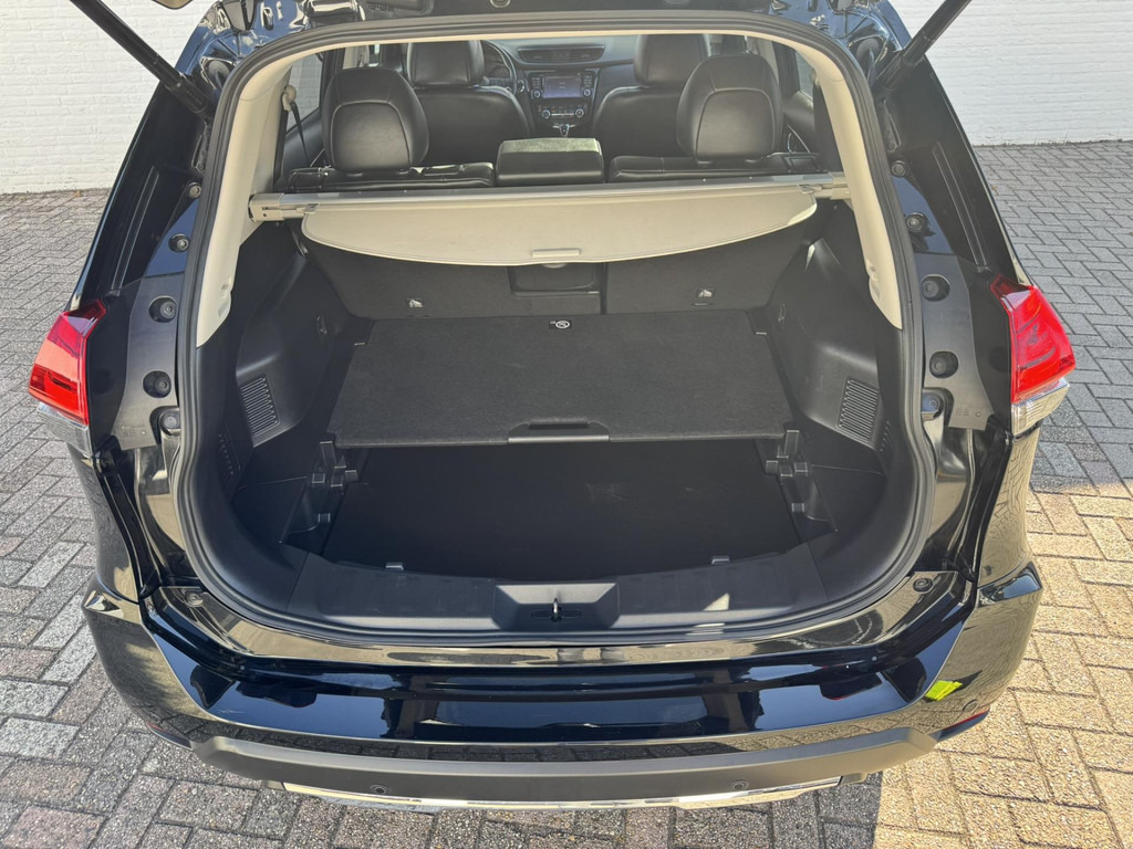 SUV Nissan X-Trail-1.3 DIG-T Business Edition Cruise control Climate control Panoramadak 360 camera Verwarmde voorstoelen/ achterbank: picture 14 SUV Nissan X-Trail-1.3 DIG-T Business Edition Cruise control Climate control Panoramadak 360 camera Verwarmde voorstoelen/ achterbank: picture 14