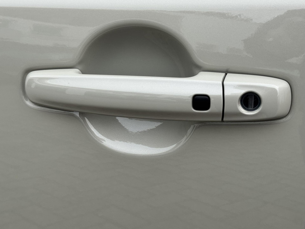 Car Suzuki Vitara-1.5 Hybrid Style Automaat Adaptive cruise Climate control Panoramadak Achteruitrijcamera Apple / Android: picture 18 Car Suzuki Vitara-1.5 Hybrid Style Automaat Adaptive cruise Climate control Panoramadak Achteruitrijcamera Apple / Android: picture 18