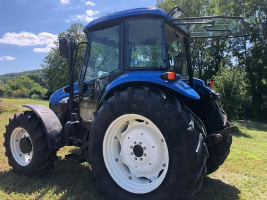 New Holland TD80D - Farm tractor: picture 2 New Holland TD80D - Farm tractor: picture 2