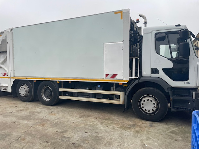 Renault Premium 310.26 6x2/4 EEV - Garbage truck: picture 2 Renault Premium 310.26 6x2/4 EEV - Garbage truck: picture 2