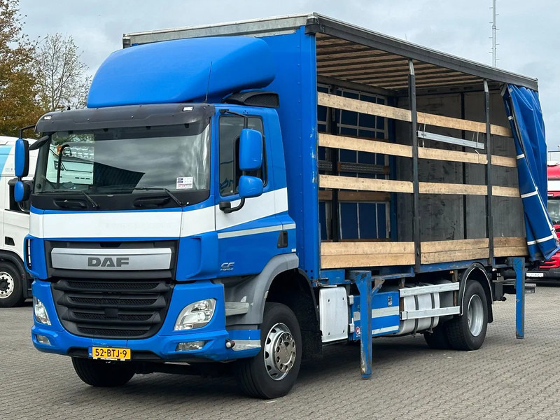 DAF CF 370 Euro 6 / BDF / Laadklep / New Tacho *New Apk* - Curtain side truck: picture 2 DAF CF 370 Euro 6 / BDF / Laadklep / New Tacho *New Apk* - Curtain side truck: picture 2