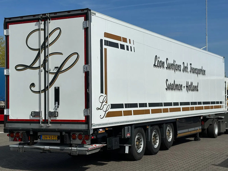 Schmitz Cargobull Carrier Vector 1350 / OV-Laadklep / Rotos disc / Lift-as / Apk! - Refrigerator semi-trailer: picture 4 Schmitz Cargobull Carrier Vector 1350 / OV-Laadklep / Rotos disc / Lift-as / Apk! - Refrigerator semi-trailer: picture 4