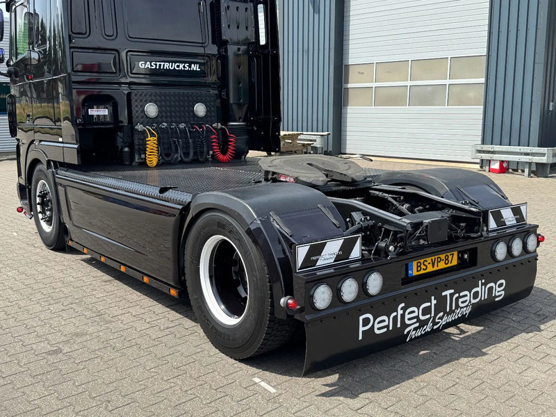 DAF XF 105.460 Super Space Cab Showtruck *TOP* - Tractor truck: picture 5 DAF XF 105.460 Super Space Cab Showtruck *TOP* - Tractor truck: picture 5
