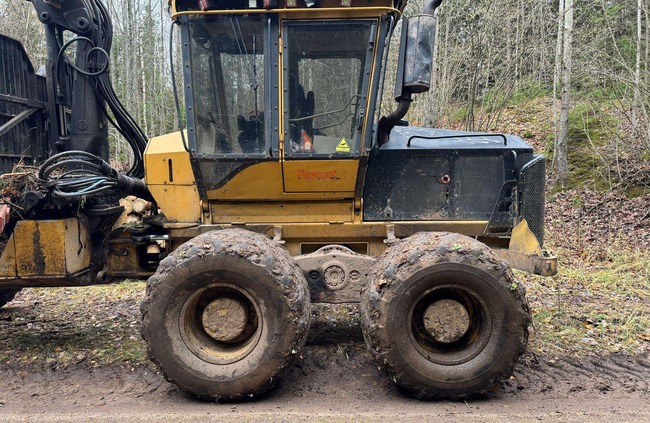 Tigercat 1075 - Forwarder: picture 4 Tigercat 1075 - Forwarder: picture 4