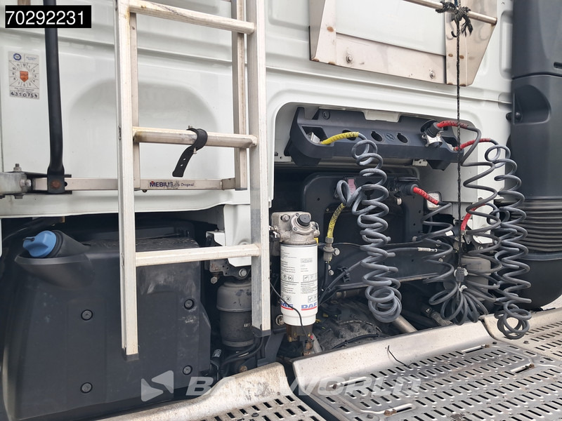 DAF XF 530 4X2 Mega SSC Retarder ACC Euro 6 - Tractor truck: picture 5 DAF XF 530 4X2 Mega SSC Retarder ACC Euro 6 - Tractor truck: picture 5