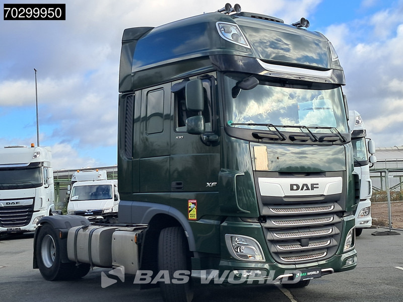 DAF XF 530 4X2 SSC Retarder 2xTanks ACC Standklima Euro 6 - Tractor truck: picture 3 DAF XF 530 4X2 SSC Retarder 2xTanks ACC Standklima Euro 6 - Tractor truck: picture 3