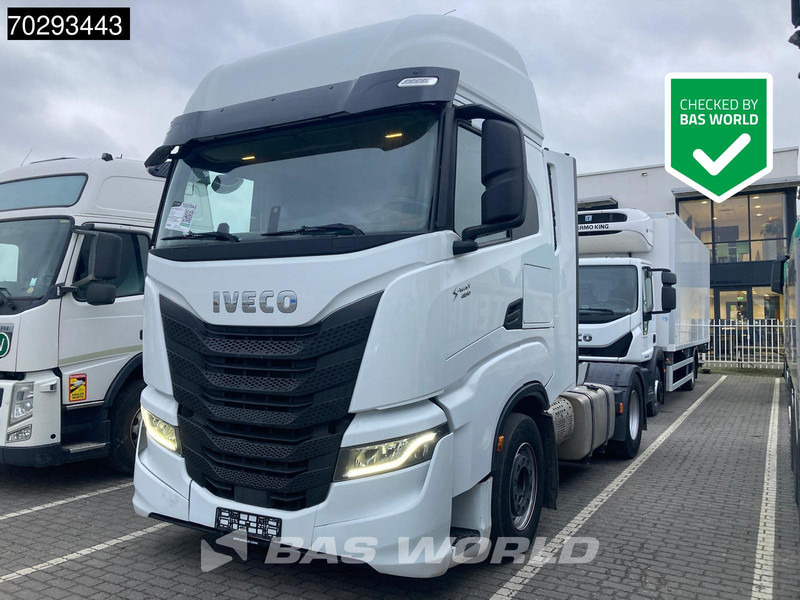 Iveco S-Way 490 4X2 Retarder Standairco 2xTanks ACC LED Navi Euro 6 - Tractor truck: picture 1 Iveco S-Way 490 4X2 Retarder Standairco 2xTanks ACC LED Navi Euro 6 - Tractor truck: picture 1