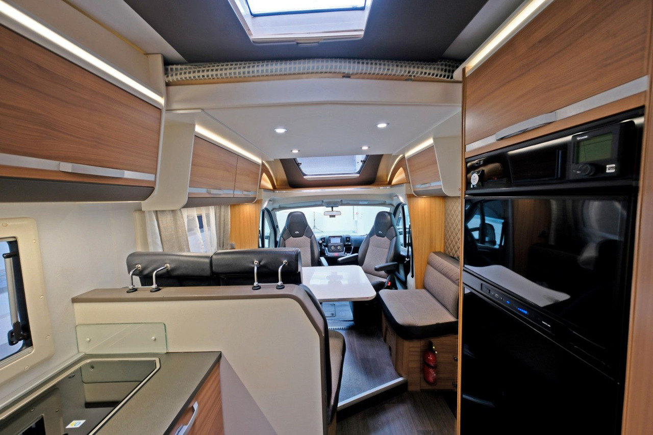 Semi-integrated motorhome Adria Matrix M 670 SL/Einzelbetten+Hubbett/Klima/Solar: picture 8