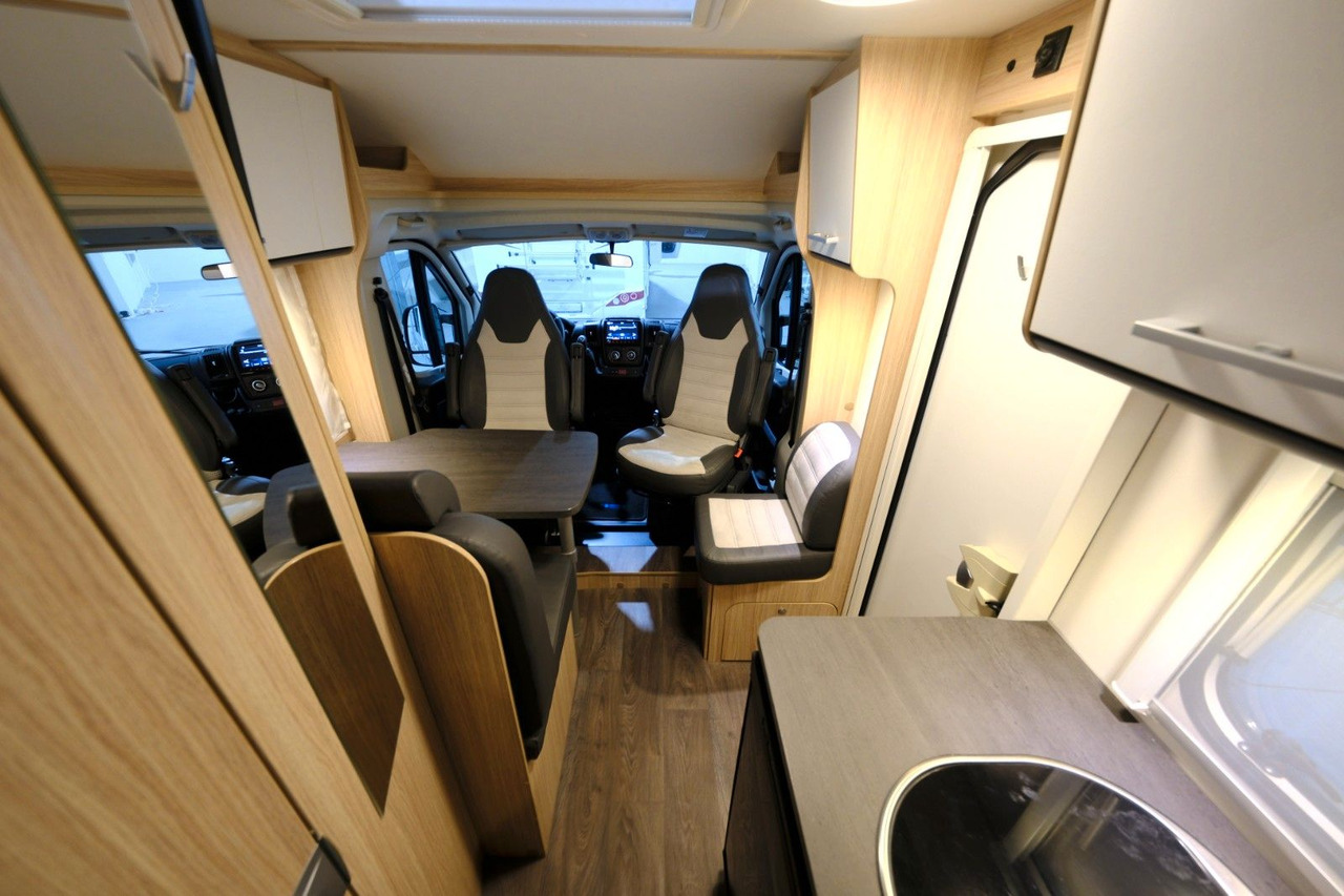 Sunlight V 60 Adventure Edition/Festbett/Garage/Klima/TOP leasing Sunlight V 60 Adventure Edition/Festbett/Garage/Klima/TOP: picture 12