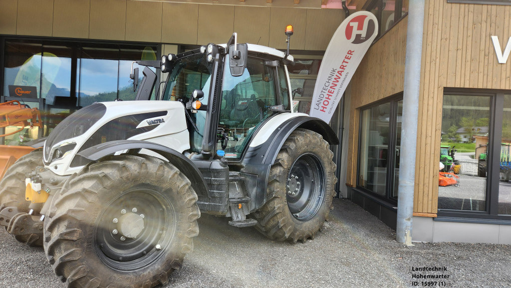 Valtra N 175 Direct (15997) - Farm tractor: picture 2 Valtra N 175 Direct (15997) - Farm tractor: picture 2