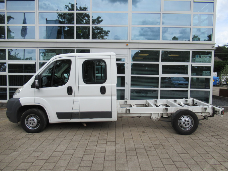 Citroën Jumper 35 2.2HDi 96KW L3 DOKA Dubbelcabine Chassis - Commercial truck, Combi van: picture 2 Citroën Jumper 35 2.2HDi 96KW L3 DOKA Dubbelcabine Chassis - Commercial truck, Combi van: picture 2