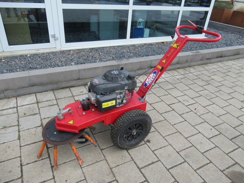 GS Sweep MS 0700R Onkruidborstel HONDA GCV160 - Garden equipment: picture 2 GS Sweep MS 0700R Onkruidborstel HONDA GCV160 - Garden equipment: picture 2