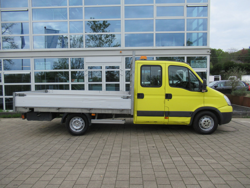 Iveco Daily 35S14 3.0D 103KW EU5 375 DOKA Dubbelcabine - Open body delivery van, Combi van: picture 2 Iveco Daily 35S14 3.0D 103KW EU5 375 DOKA Dubbelcabine - Open body delivery van, Combi van: picture 2