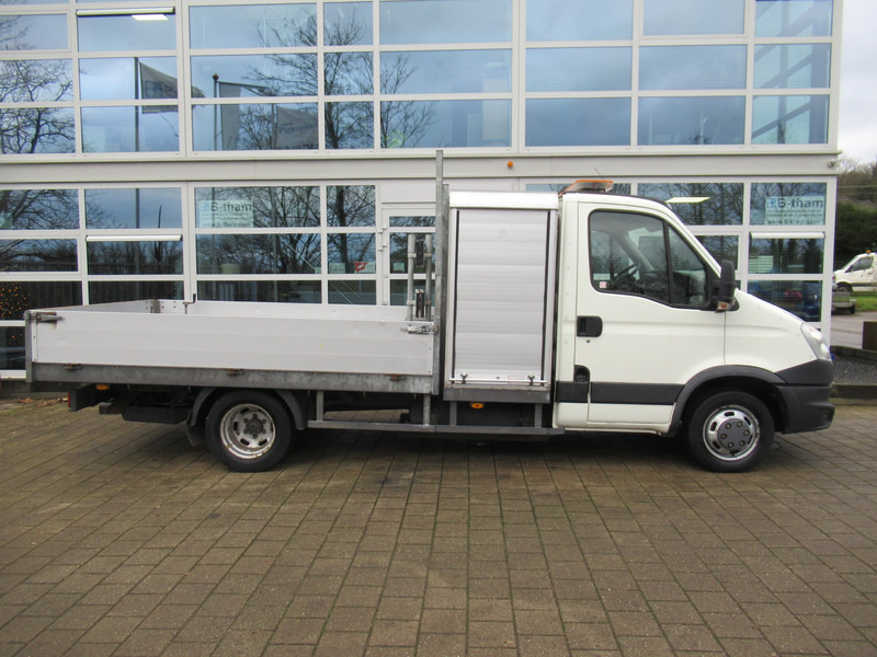 Iveco Daily 40C14G CNG - Aardgas + BENZINE PICKUP - Open body delivery van: picture 4 Iveco Daily 40C14G CNG - Aardgas + BENZINE PICKUP - Open body delivery van: picture 4
