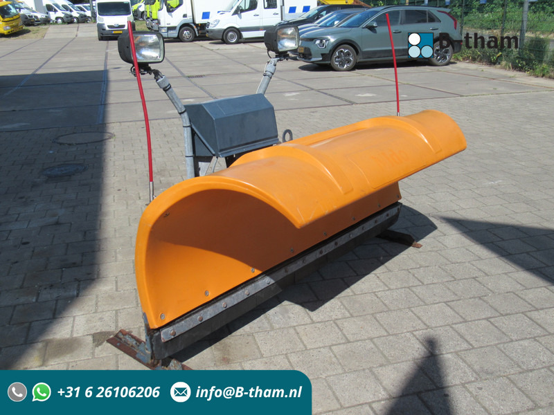 NIDO SNK 21 EPZ 180 12V 210CM Sneeuwploeg Schneepflug Snowplow - Snow plows: picture 1 NIDO SNK 21 EPZ 180 12V 210CM Sneeuwploeg Schneepflug Snowplow - Snow plows: picture 1