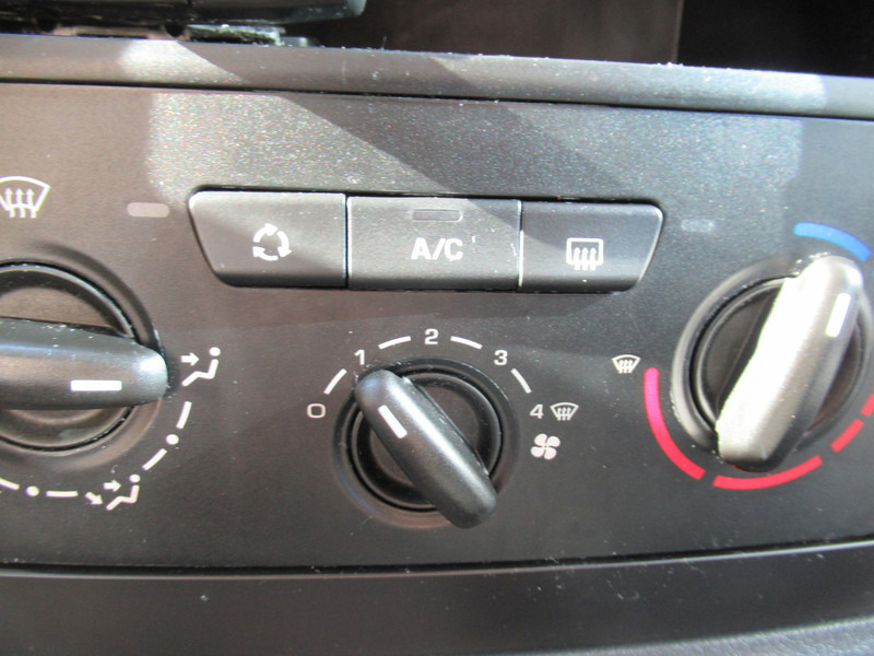 Small van Peugeot Expert 227 1.6 HDI L1H1 P+ 3-zit ! Top Staat ! AIRCO: picture 7