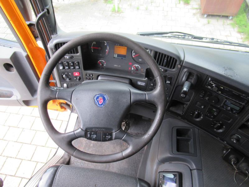 Hook lift truck, Crane truck Scania P 320 B 6x2*4 + HMF 835 + HYVA Haakarm: picture 9