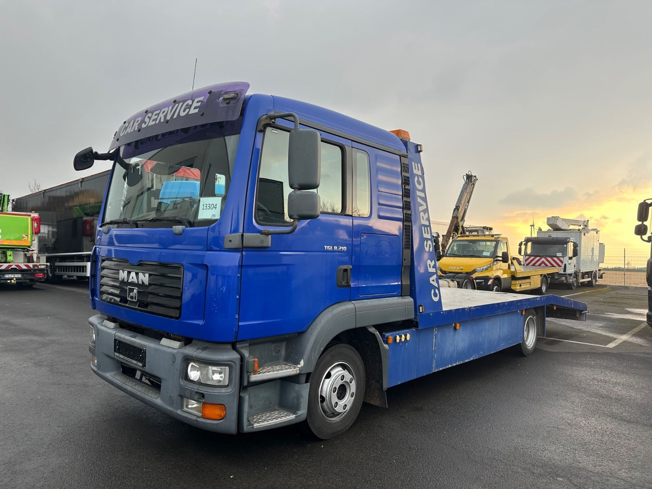 MAN TGL 8.210*Rampen Winde Liegeplatz - Tow truck: picture 1 MAN TGL 8.210*Rampen Winde Liegeplatz - Tow truck: picture 1