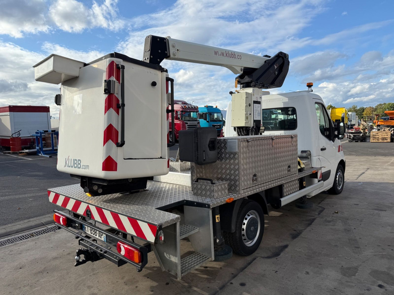 Renault Master III Steiger/11,2m/3,5t/Klubb K26/AHK - Truck with aerial platform: picture 5 Renault Master III Steiger/11,2m/3,5t/Klubb K26/AHK - Truck with aerial platform: picture 5