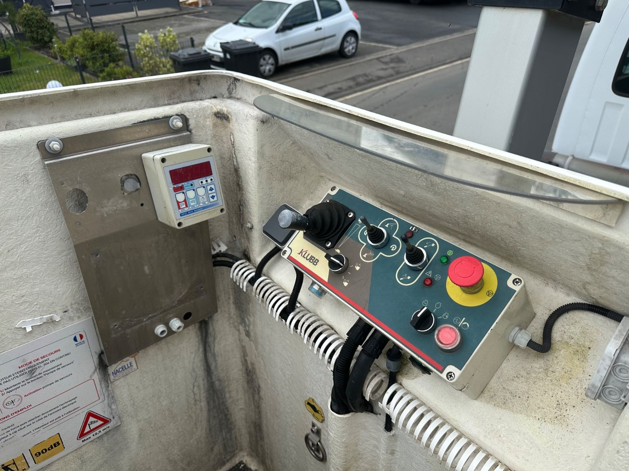 Truck with aerial platform Renault Master III Steiger/11,2m/3,5t/Klubb K26/Klima: picture 7
