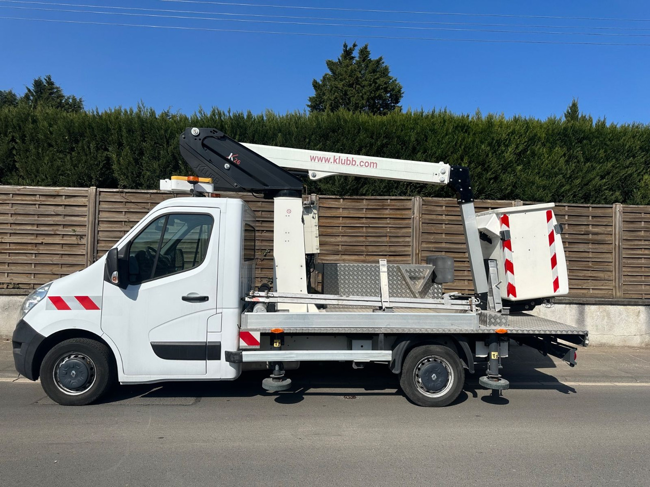 Renault Master III*Steiger 12m*orig.km*Topzustand* Renault Master III*Steiger 12m*orig.km*Topzustand* - Truck with aerial platform, Commercial truck: picture 3 Renault Master III*Steiger 12m*orig.km*Topzustand* Renault Master III*Steiger 12m*orig.km*Topzustand* - Truck with aerial platform, Commercial truck: picture 3