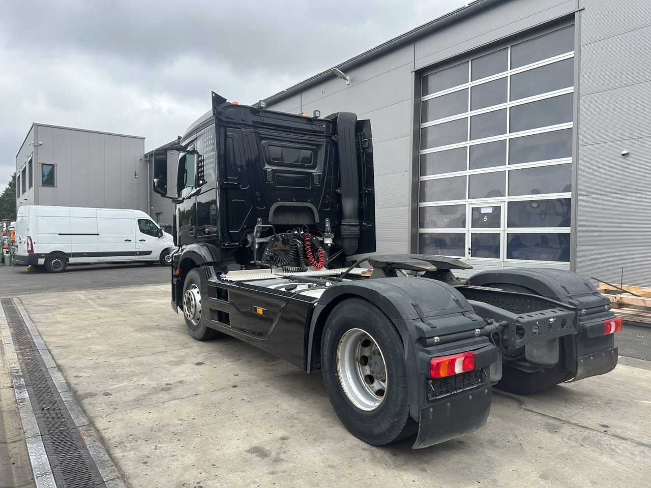 Mercedes-Benz Actros 4 1846/ Retarder/ Kipphydraulik/Top - Tractor truck: picture 3 Mercedes-Benz Actros 4 1846/ Retarder/ Kipphydraulik/Top - Tractor truck: picture 3