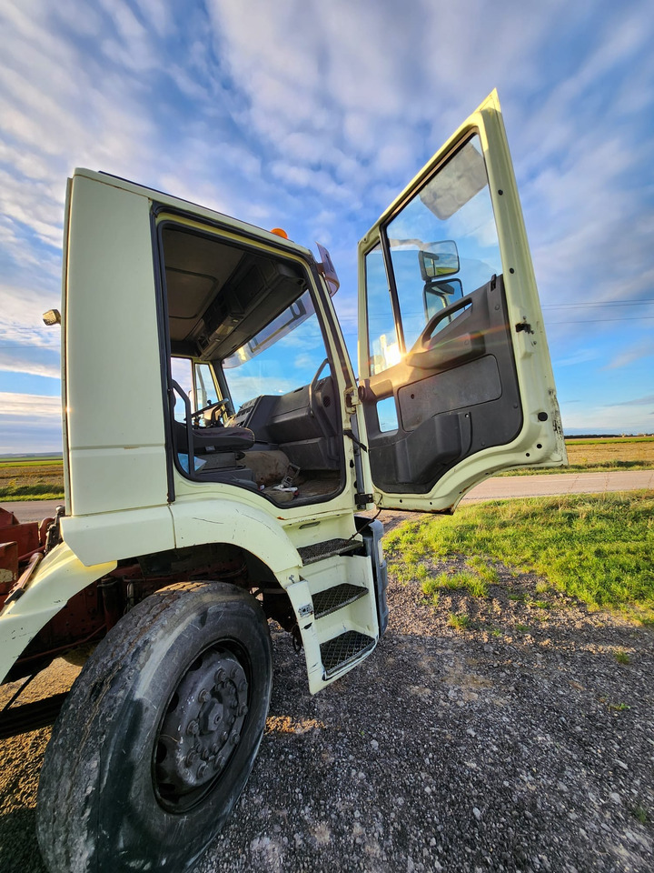IVECO EUROTECH 260 - Hook lift truck: picture 5 IVECO EUROTECH 260 - Hook lift truck: picture 5