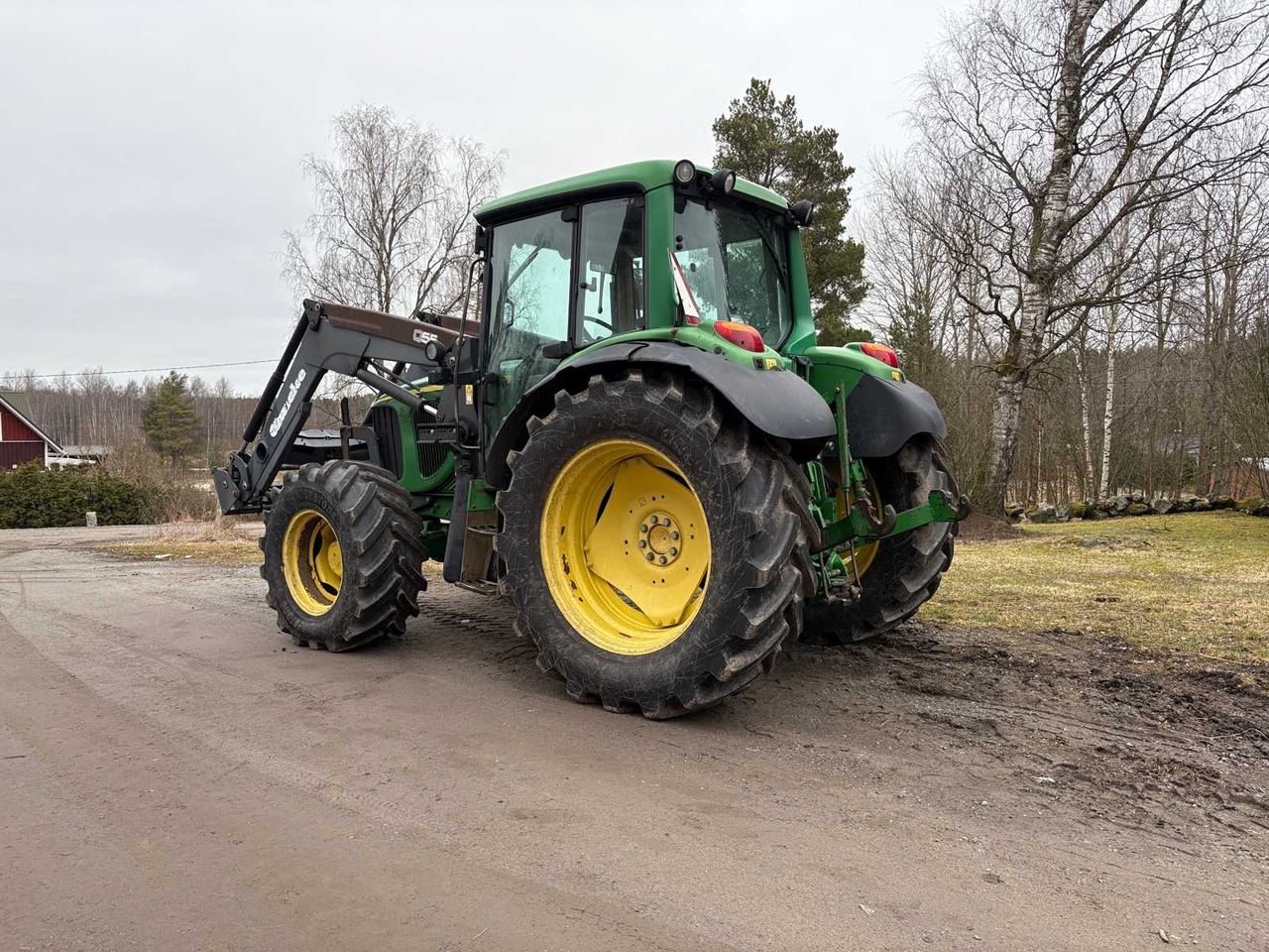 John Deere 6320 Premium Tractor - Farm tractor: picture 3 John Deere 6320 Premium Tractor - Farm tractor: picture 3