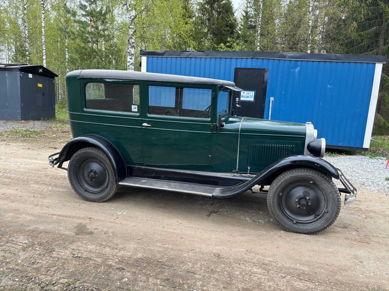 Vintage car Chevrolet 2.8 - Car: picture 4 Vintage car Chevrolet 2.8 - Car: picture 4