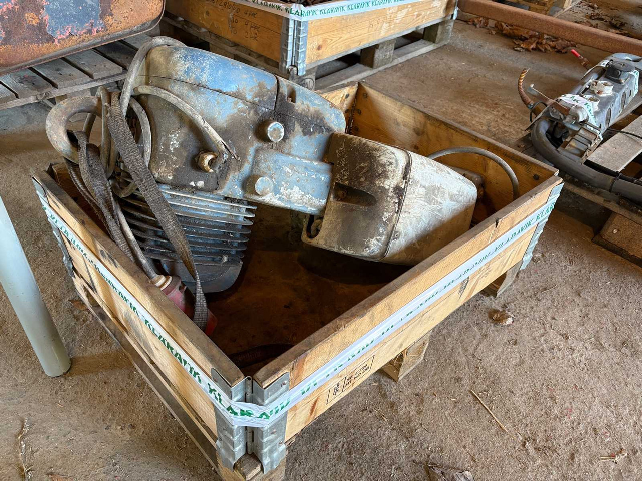 Winch Demac PK10N 1000kg for repair/spare parts - Winch: picture 3 Winch Demac PK10N 1000kg for repair/spare parts - Winch: picture 3
