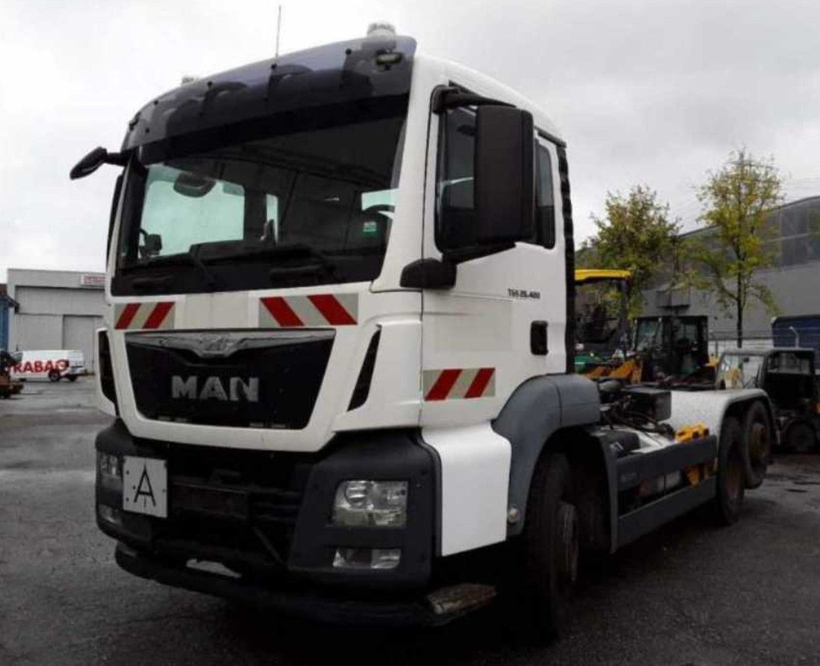 MAN 26.400 ABROLLER HIAB - Hook lift truck: picture 1 MAN 26.400 ABROLLER HIAB - Hook lift truck: picture 1