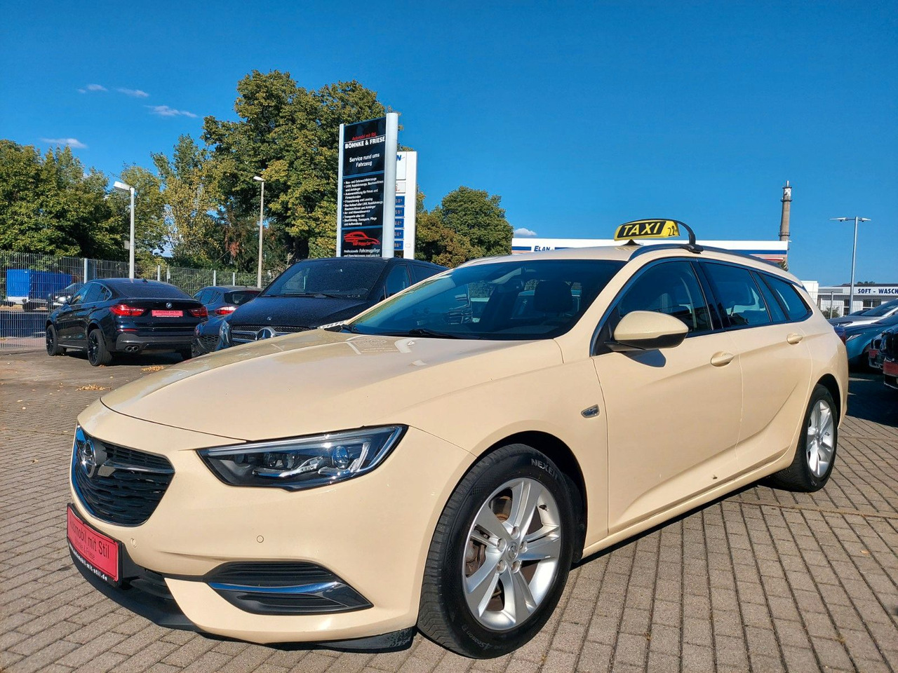 Opel Insignia B Sports Tourer Autom. Innovation Taxi - Station wagon: picture 3 Opel Insignia B Sports Tourer Autom. Innovation Taxi - Station wagon: picture 3