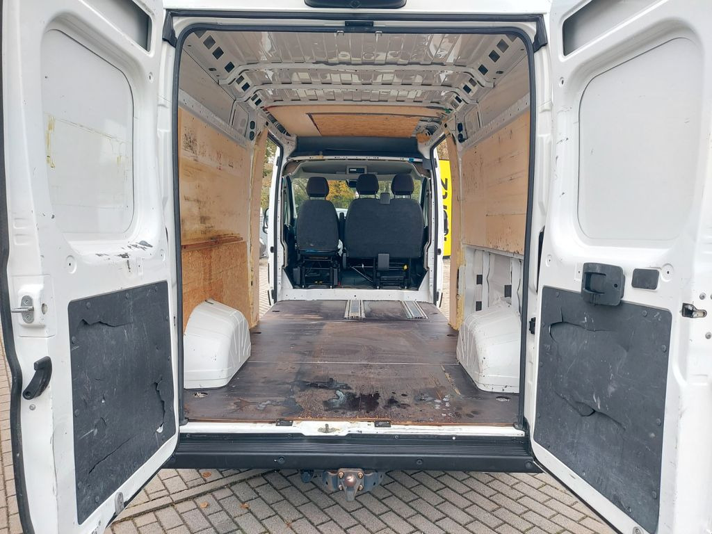 Peugeot Boxer Kasten Hoch L3H2 lang Klima 2x Schiebetür Peugeot Boxer Kasten Hoch L3H2 lang Klima 2x Schiebetür - Minibus, Passenger van: picture 2 Peugeot Boxer Kasten Hoch L3H2 lang Klima 2x Schiebetür Peugeot Boxer Kasten Hoch L3H2 lang Klima 2x Schiebetür - Minibus, Passenger van: picture 2