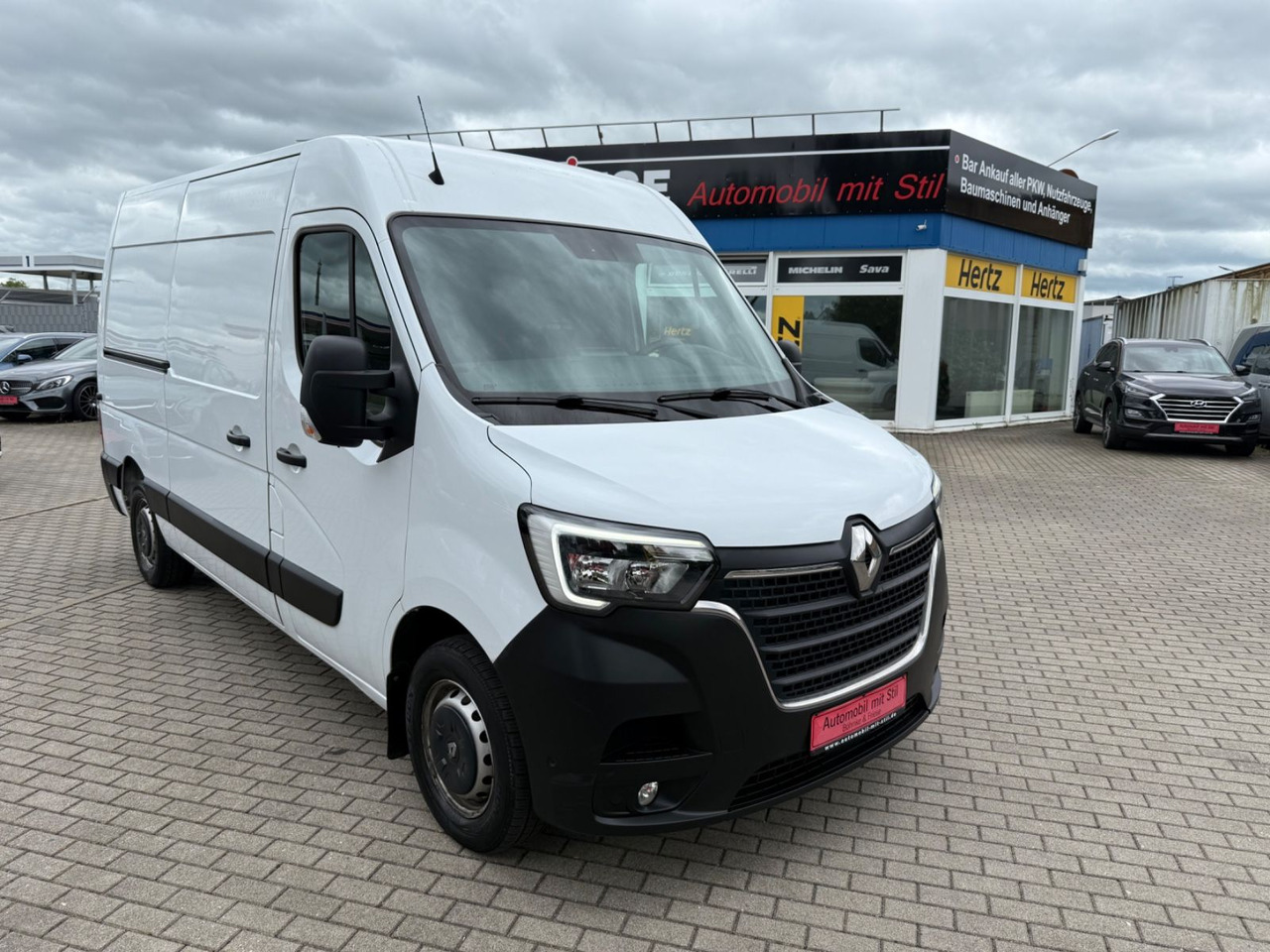 Renault Master III Kasten L2H2 HKa 3,5t Klima Spur Assis - Passenger van: picture 1 Renault Master III Kasten L2H2 HKa 3,5t Klima Spur Assis - Passenger van: picture 1