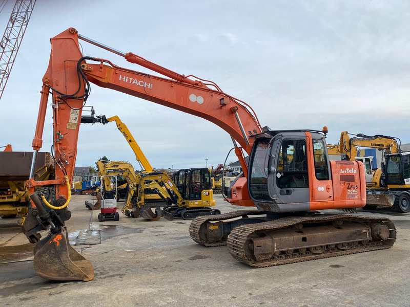 Hitachi ZX 225 USRLC NVT - Crawler excavator: picture 1 Hitachi ZX 225 USRLC NVT - Crawler excavator: picture 1
