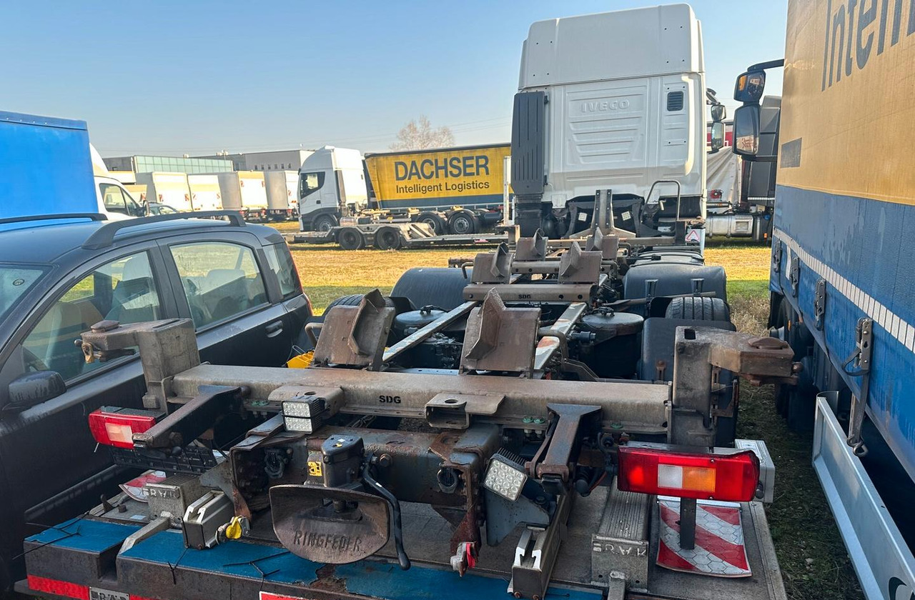 Iveco STRALIS AS 260 S 42 CASSE MOBILI SPONDA EURO - Cab chassis truck: picture 4 Iveco STRALIS AS 260 S 42 CASSE MOBILI SPONDA EURO - Cab chassis truck: picture 4