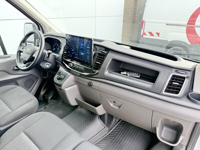 Panel van, Electric van Ford E-Transit 390 75kWh 184PK Elektrisch 75kWh 334km WLTP BEV Snelladen L2H2 Climate Control Tacho Carplay Camera Stoelverwarming Parkeersensoren voor achter: picture 9 Panel van, Electric van Ford E-Transit 390 75kWh 184PK Elektrisch 75kWh 334km WLTP BEV Snelladen L2H2 Climate Control Tacho Carplay Camera Stoelverwarming Parkeersensoren voor achter: picture 9