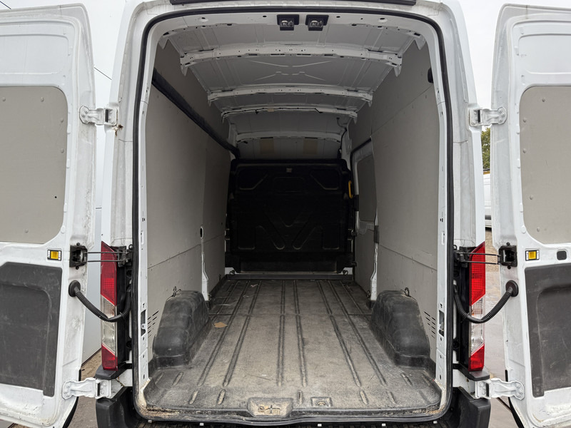 Panel van Ford Transit 350 2.0 TDCI 170PK L3H3 170PK Airco Cruise Control Parkeersensoren voor achter: picture 12 Panel van Ford Transit 350 2.0 TDCI 170PK L3H3 170PK Airco Cruise Control Parkeersensoren voor achter: picture 12