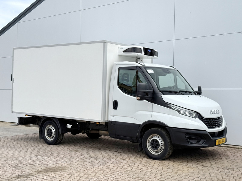 Iveco Daily 35S14 2.3 Automaat Koel/vrieswagen Kühlkoffer Carrier-20°C Climate Control Cruise Control Camera - Refrigerated delivery van: picture 4 Iveco Daily 35S14 2.3 Automaat Koel/vrieswagen Kühlkoffer Carrier-20°C Climate Control Cruise Control Camera - Refrigerated delivery van: picture 4