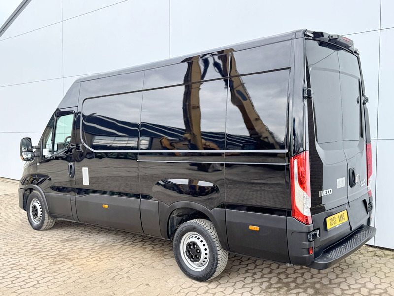 Iveco Daily 35S16 Automaat L2H2 Adaptive Cruise Control Airco 3,5t Trekhaak Navigatie - Panel van: picture 2 Iveco Daily 35S16 Automaat L2H2 Adaptive Cruise Control Airco 3,5t Trekhaak Navigatie - Panel van: picture 2