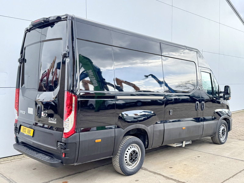 Iveco Daily 35S16 Automaat L2H2 Adaptive Cruise Control Airco 3,5t Trekhaak Navigatie - Panel van: picture 3 Iveco Daily 35S16 Automaat L2H2 Adaptive Cruise Control Airco 3,5t Trekhaak Navigatie - Panel van: picture 3
